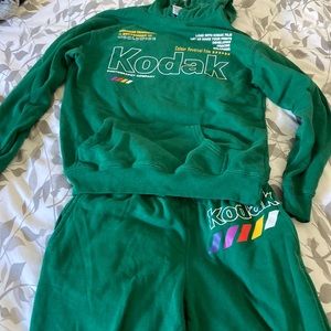 Women’s small Kodak matching sweat suit green